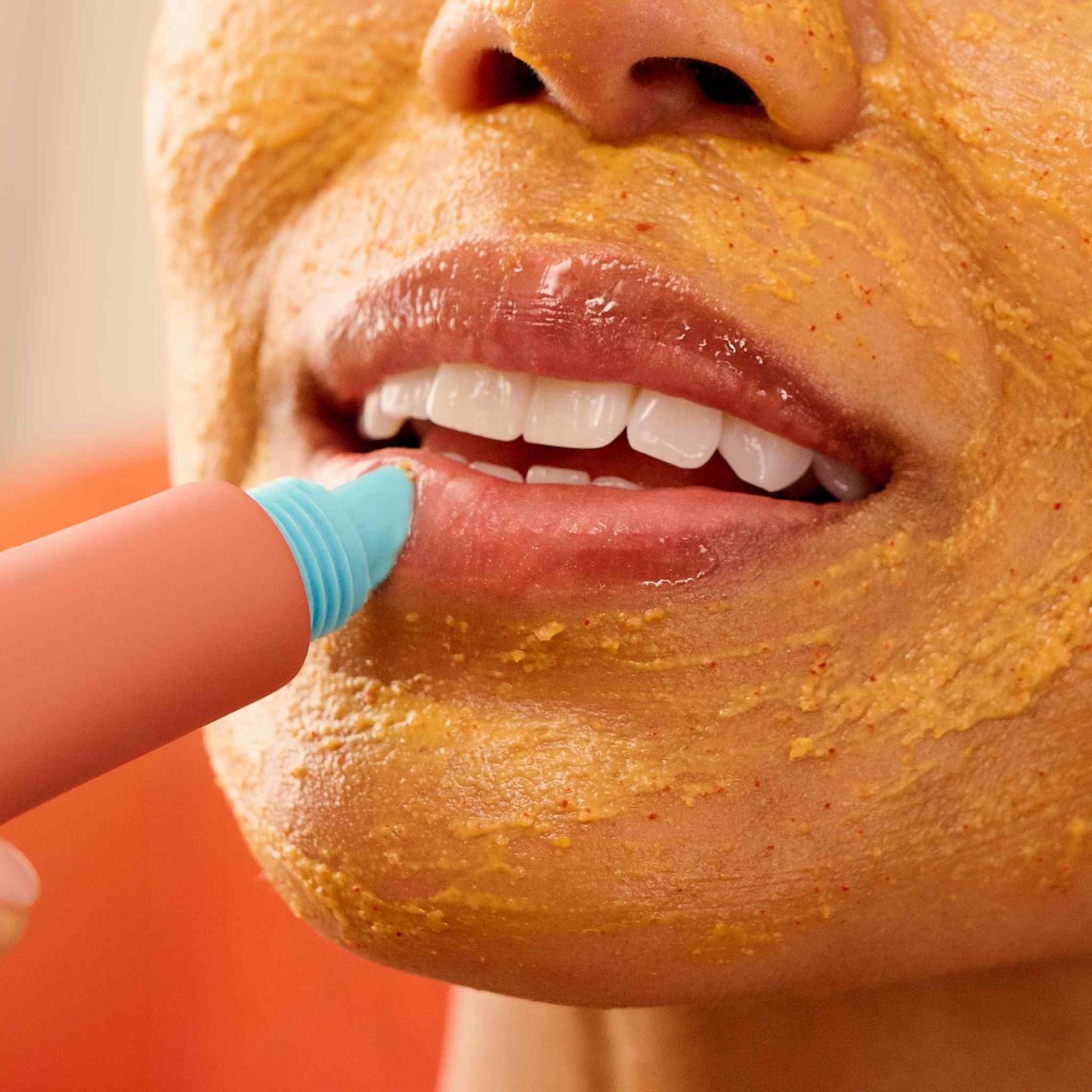Pumpkin Powerhouse Soothing & Exfoliating Lip Mask - application
