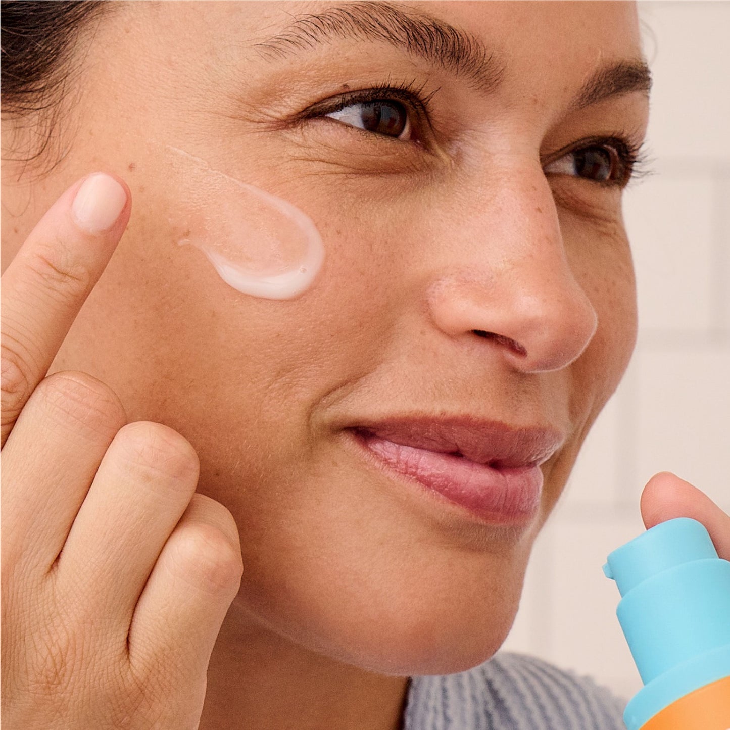 Bright Idea Brightening Vitamin C Serum -  model