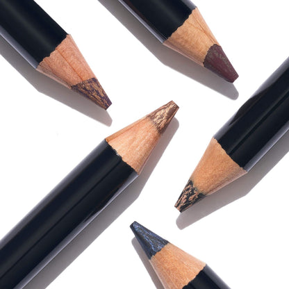 Marble Eyes Liner lifestyle macro