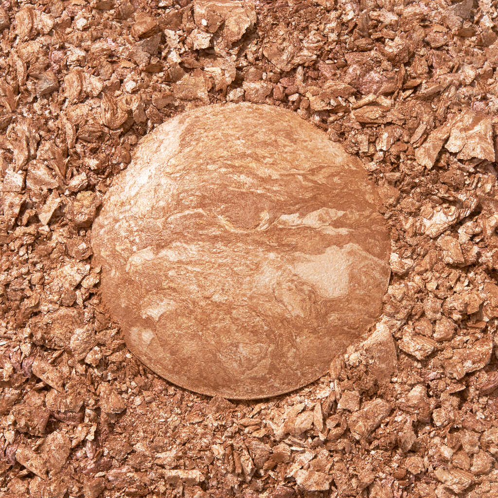 Baked Body Frosting texture in tahitian ginger