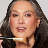 Baked Blush-n-Highlight Split model application medium