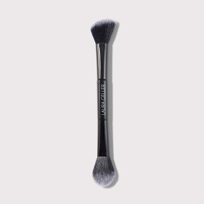 Dual-Ended Highlighter + Blush Brush soldier