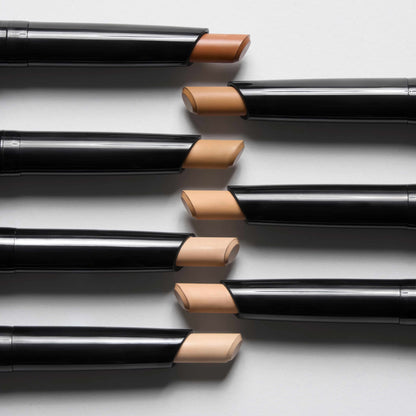 Easy Cover Up Hydrating Concealer lifestyle