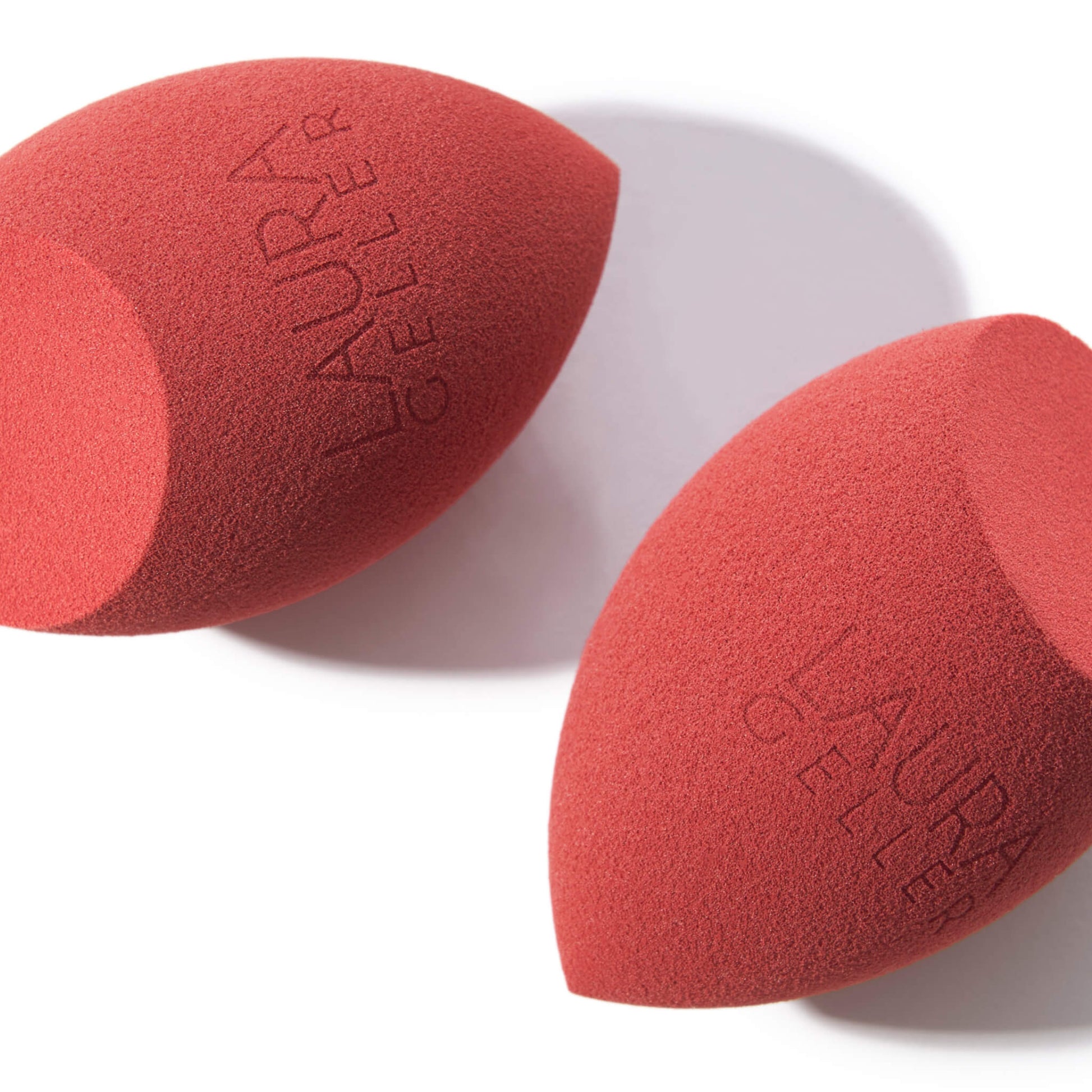 Precision Blending Sponge - lifestyle