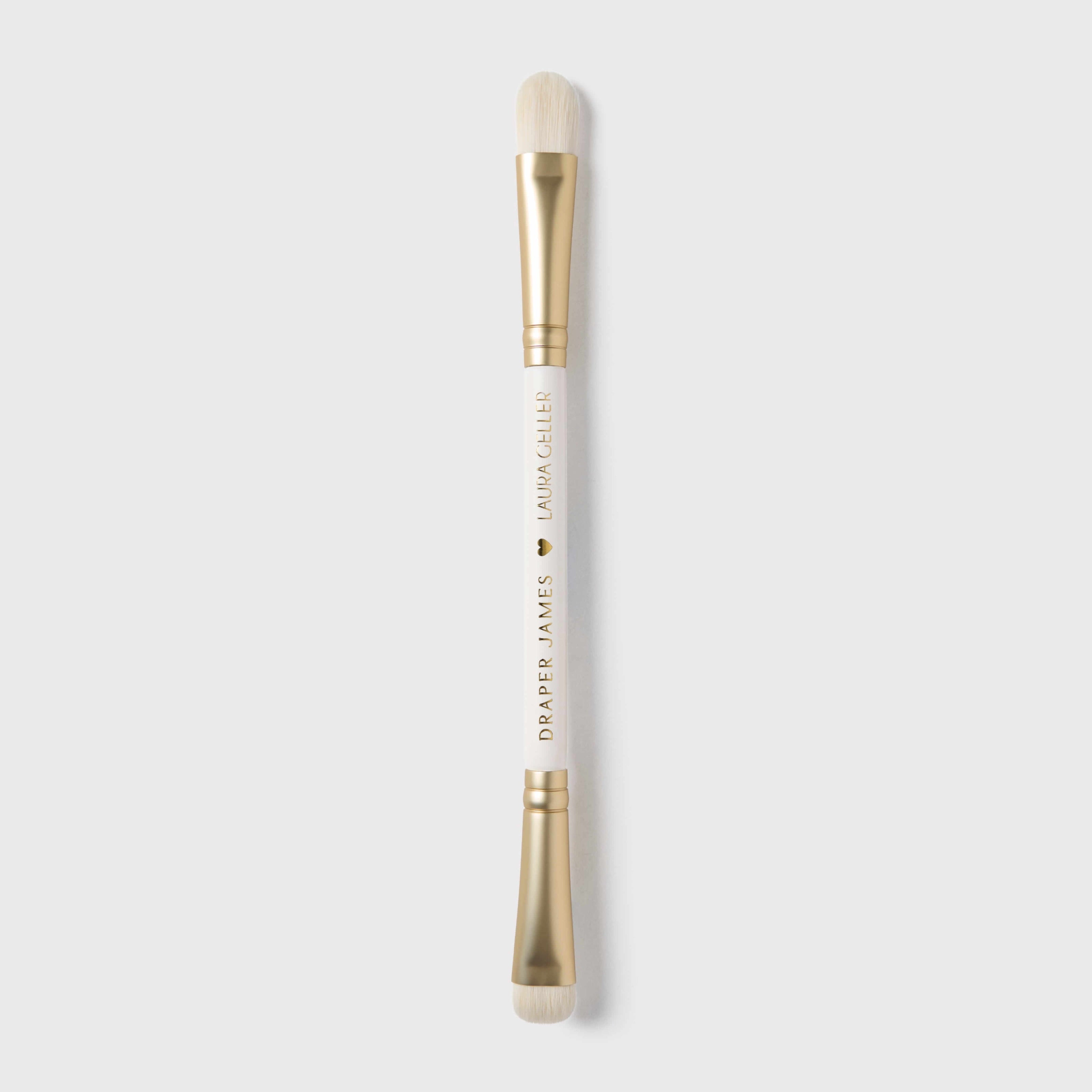 Dual-Ended Eyeshadow Brush soldier