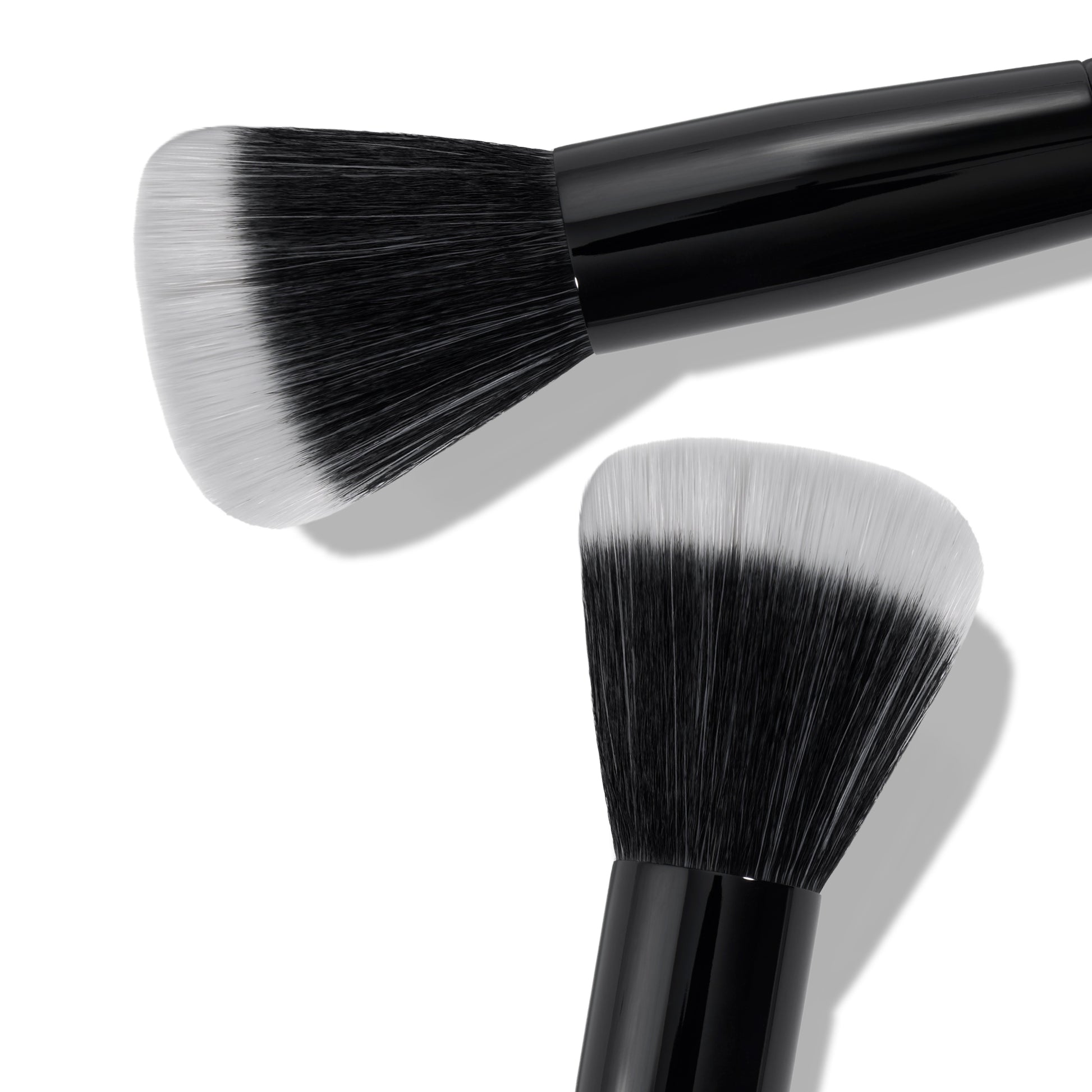 Stippling Brush Lifestyle