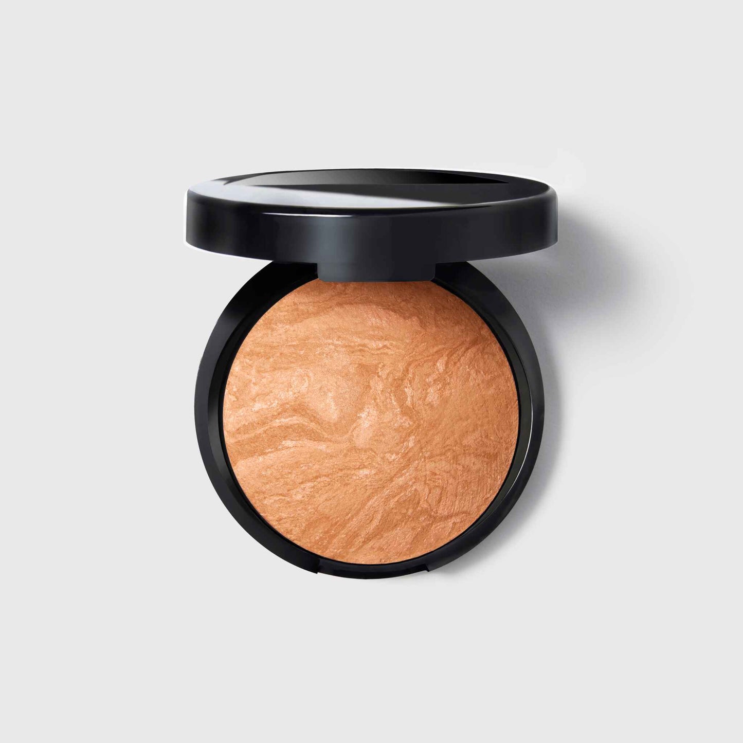 Baked Balance-n-Glow Illuminating Foundation soldier in Golden Medium