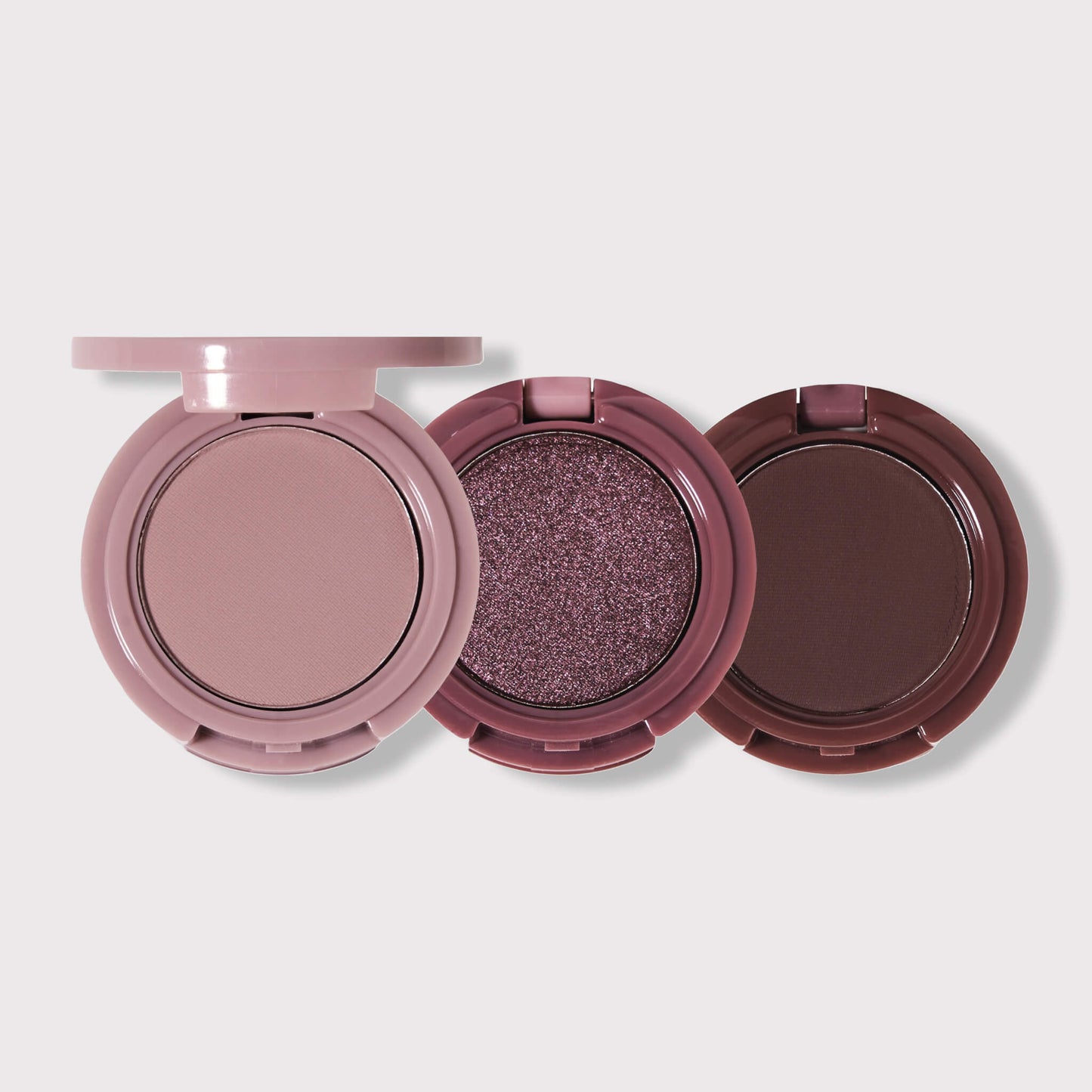 Eyeshadow Stack pretty in plum soldier