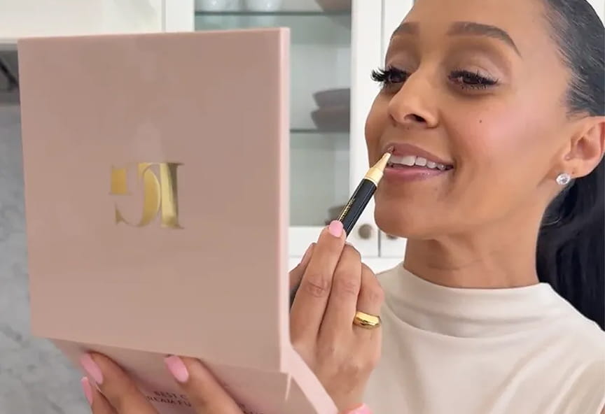 Tia Mowry applying Cream Best of the Best Full Face Palette