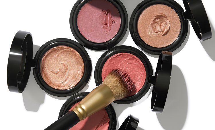 Laura Geller Wonder Balm shades with brush