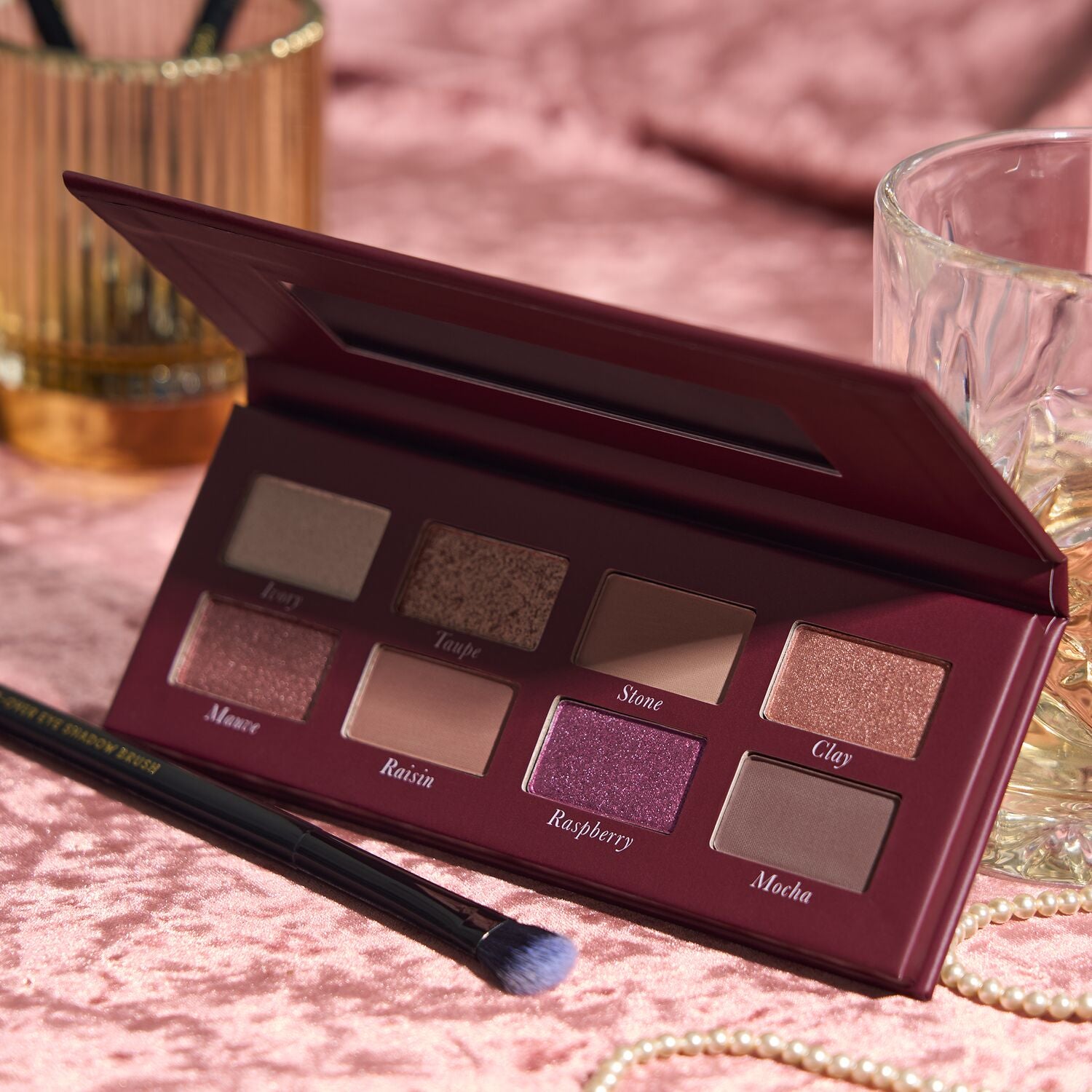 Blend Away Berry & Bright 8 Multi-Finish Eyeshadows – Laura Geller